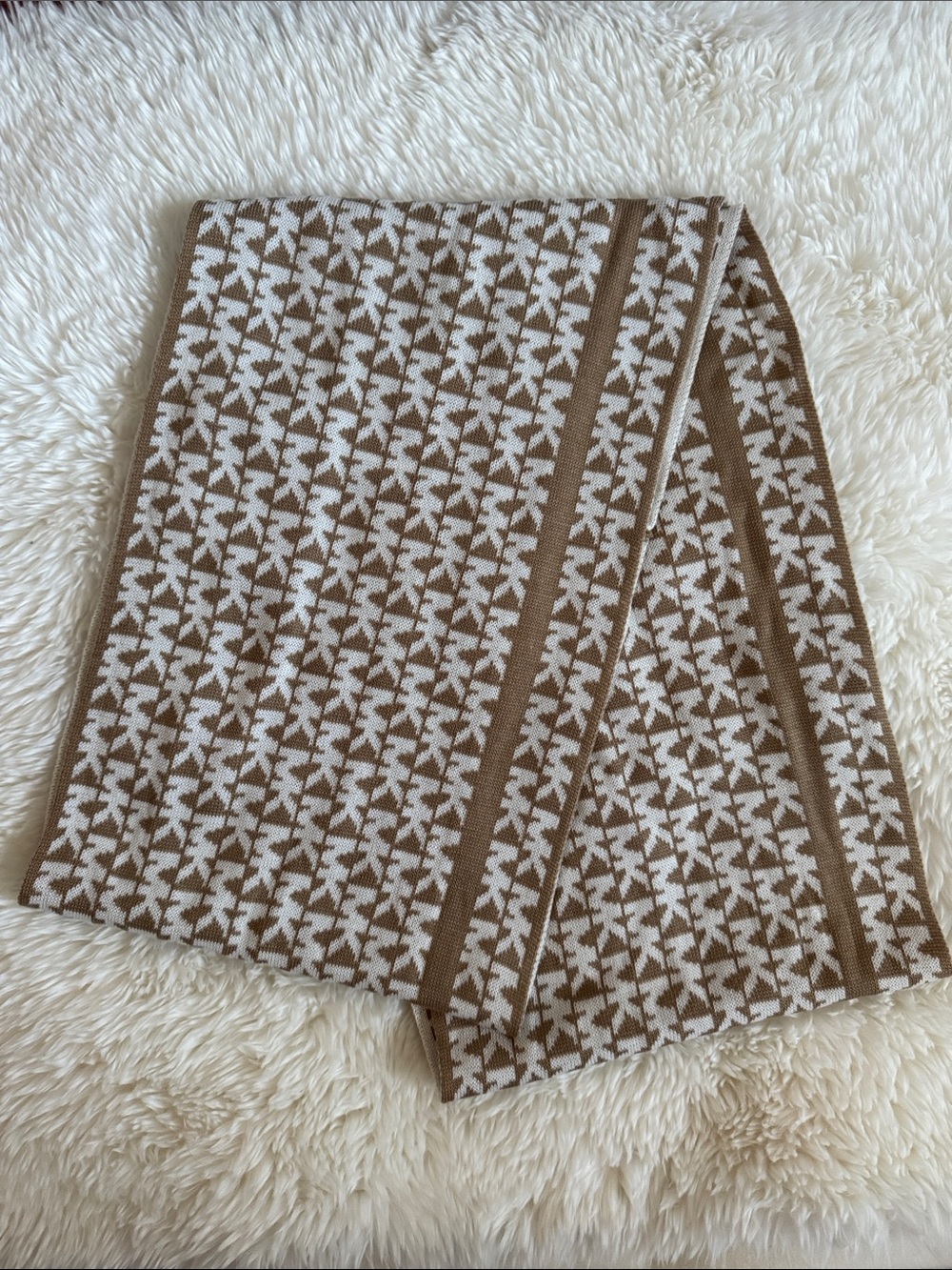Michael Kors Signature MK Logo Infinity Knit Scarf - Tan / Cream